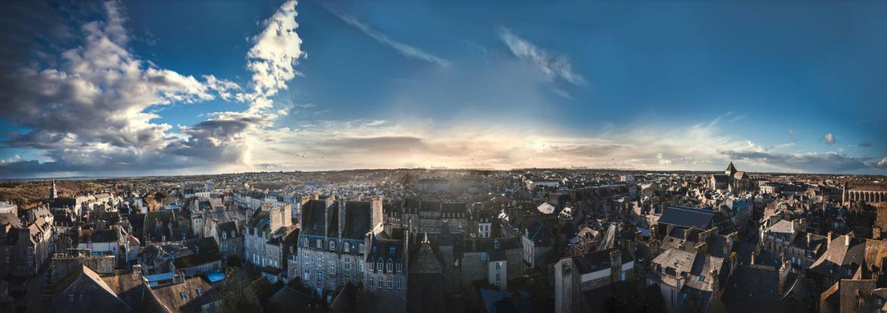 Apartmán Cherokee Dinan Exteriér fotografie
