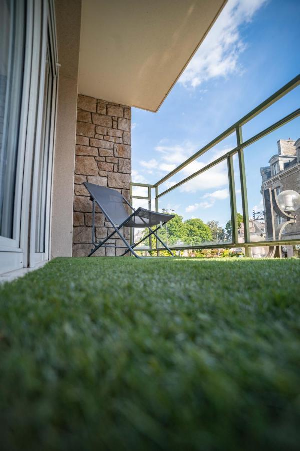Apartmán Cherokee Dinan Exteriér fotografie